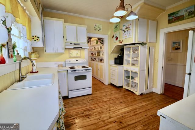 202 Hobby Avenue, Sylvania, GA 30467