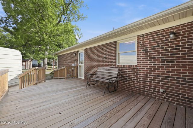 132 Jesse T Bryan Road, Kinston, NC 28504