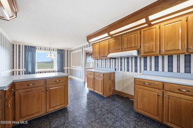 132 Jesse T Bryan Road, Kinston, NC 28504
