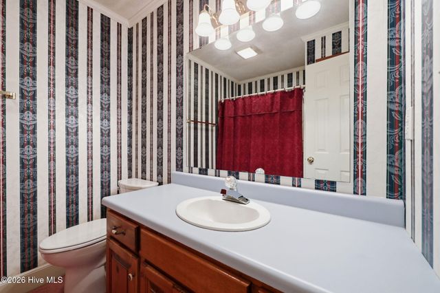 132 Jesse T Bryan Road, Kinston, NC 28504
