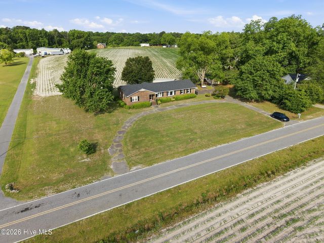 132 Jesse T Bryan Road, Kinston, NC 28504