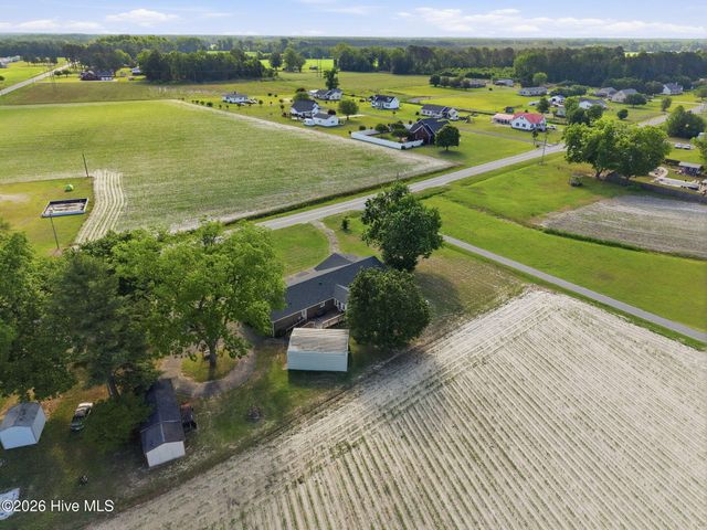 132 Jesse T Bryan Road, Kinston, NC 28504