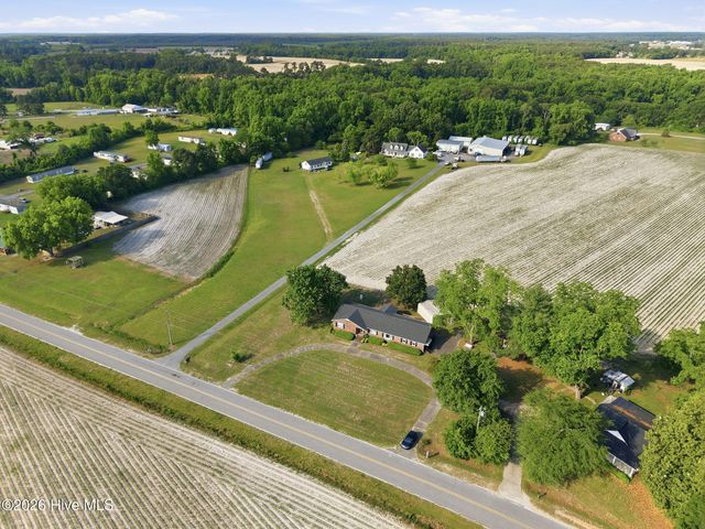 132 Jesse T Bryan Road, Kinston, NC 28504
