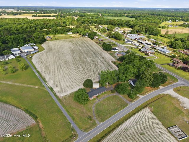 132 Jesse T Bryan Road, Kinston, NC 28504