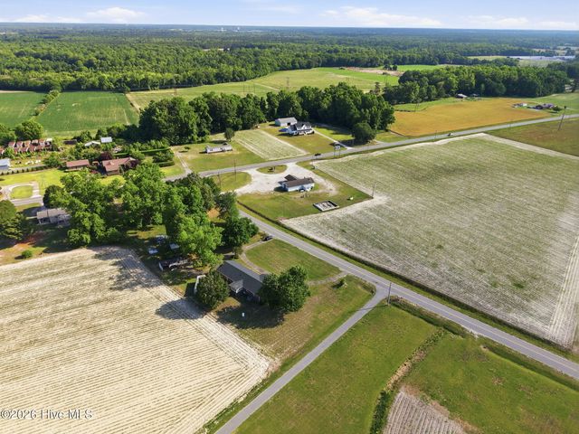 132 Jesse T Bryan Road, Kinston, NC 28504