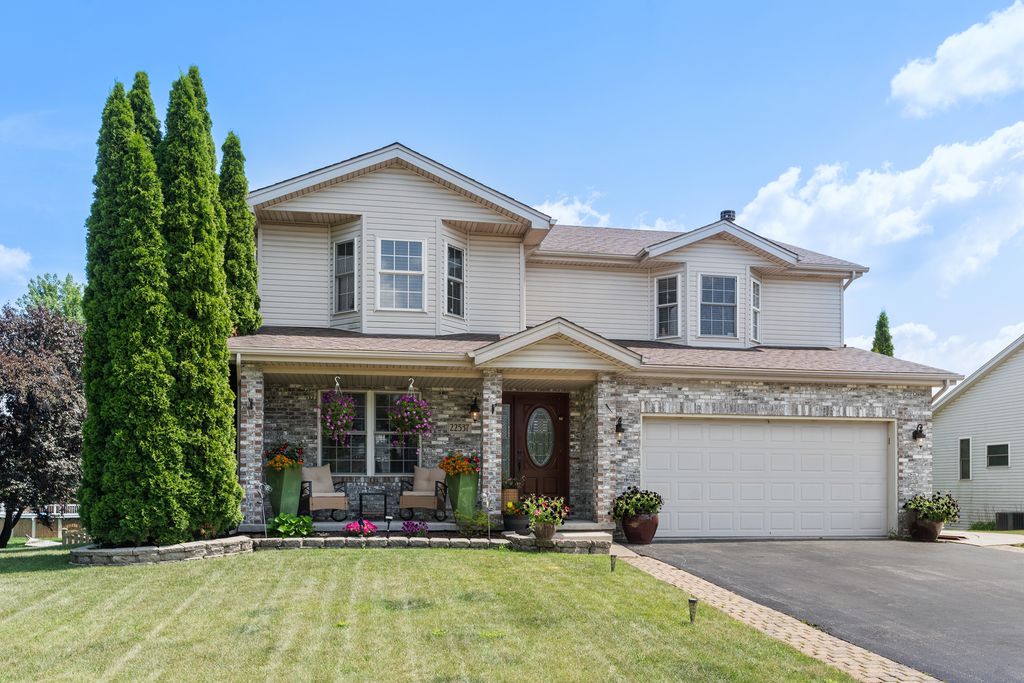 22537 W Bass Lake Road, Plainfield, IL 60544 — exterior