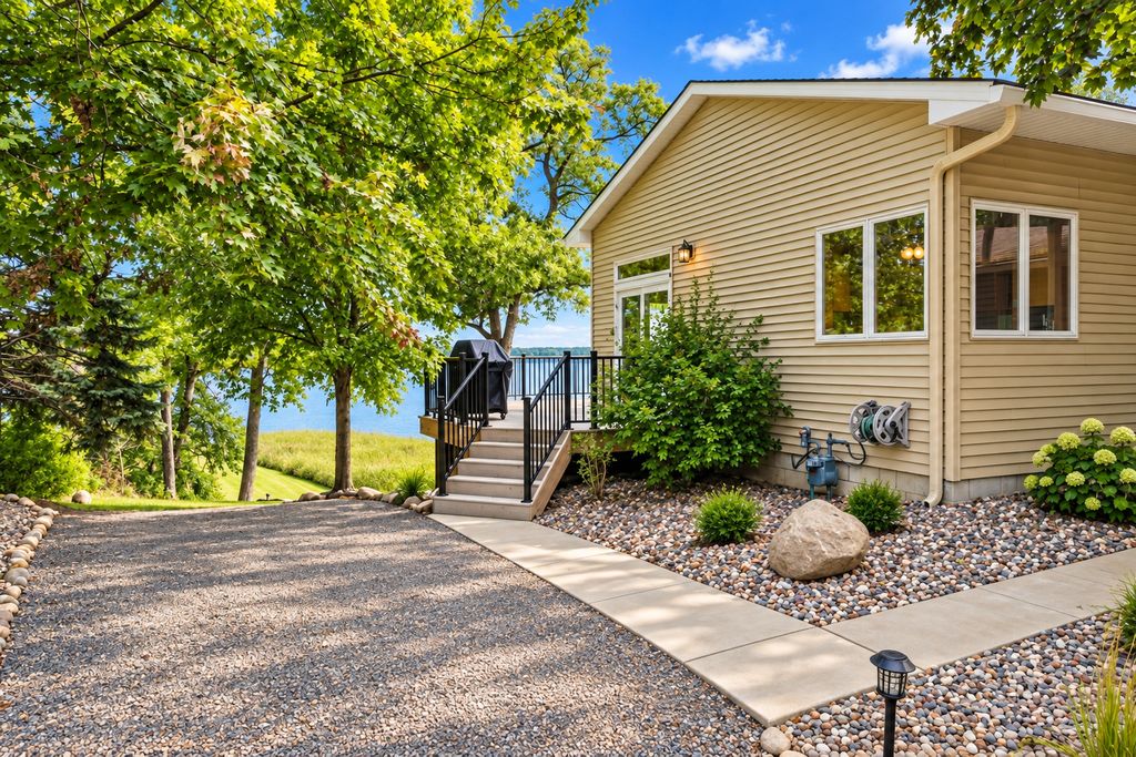13000 182nd Street N, Marine On Saint Croix, MN 55047 — photo 2