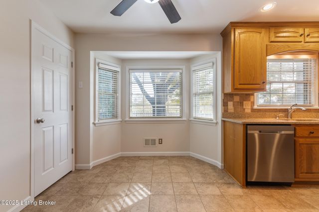 11018 Brechin Rd, Louisville, KY 40243