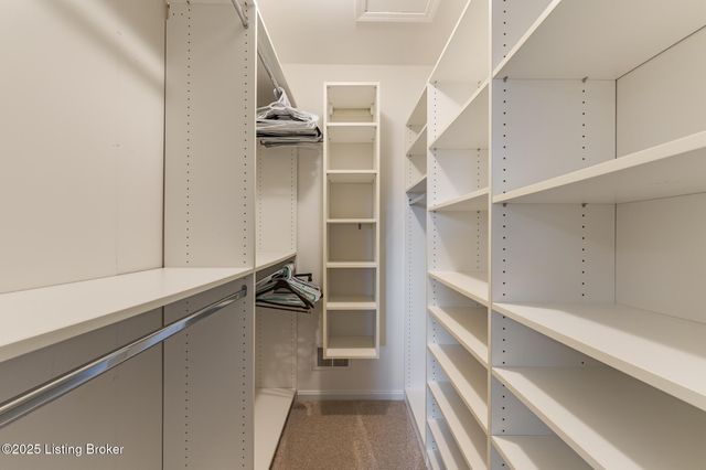 11018 Brechin Rd, Louisville, KY 40243