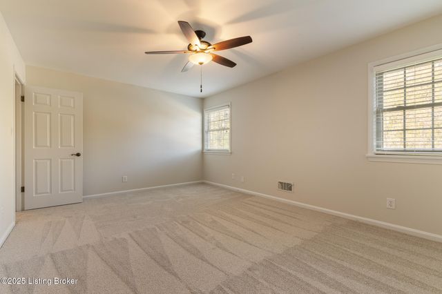 11018 Brechin Rd, Louisville, KY 40243