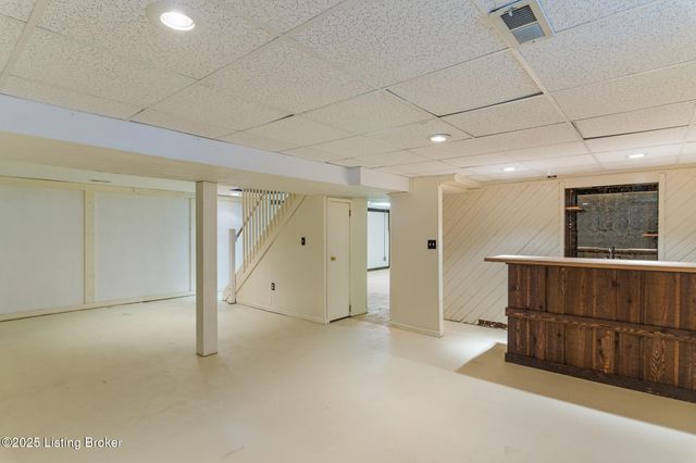 11018 Brechin Rd, Louisville, KY 40243