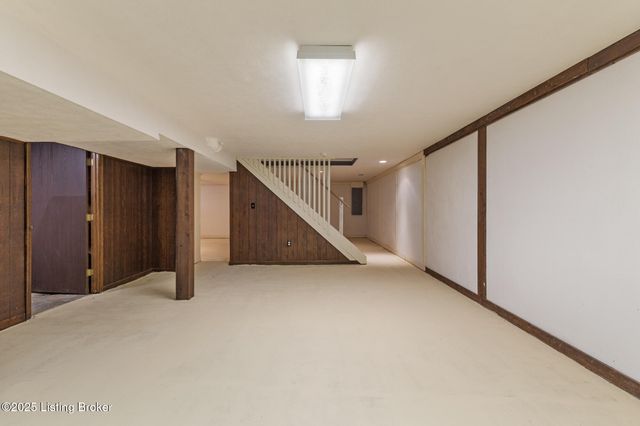 11018 Brechin Rd, Louisville, KY 40243