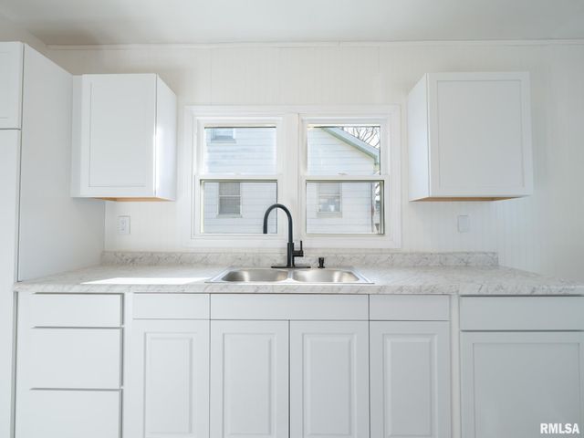 252 KEIL Avenue, East Peoria, IL 61611