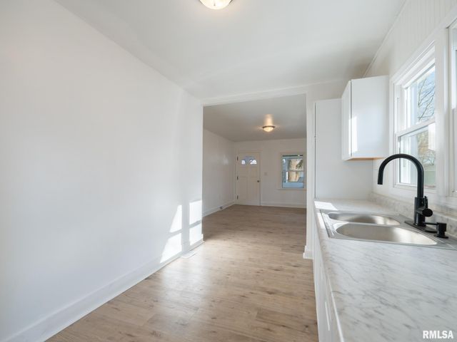 252 KEIL Avenue, East Peoria, IL 61611