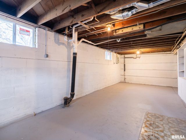 252 KEIL Avenue, East Peoria, IL 61611