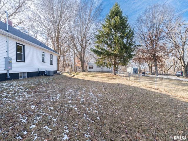 252 KEIL Avenue, East Peoria, IL 61611