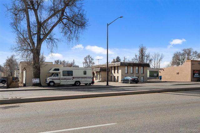 604-606 E Eisenhower Boulevard, Loveland, CO 80537