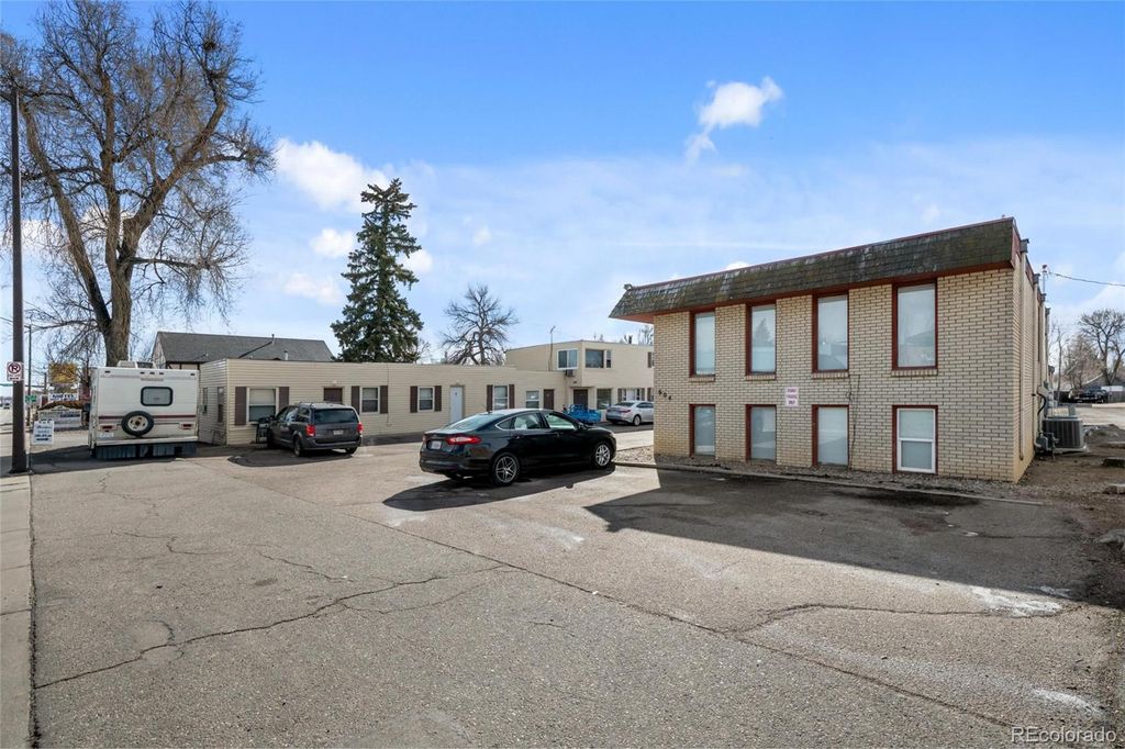 604-606 E Eisenhower Boulevard, Loveland, CO 80537
