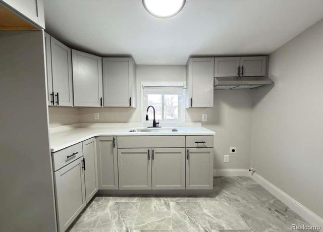6022 Hazlett Street, Detroit, MI 48210