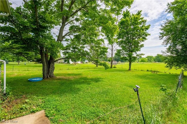 3372 McClintocksburg Road, Diamond, OH 44412
