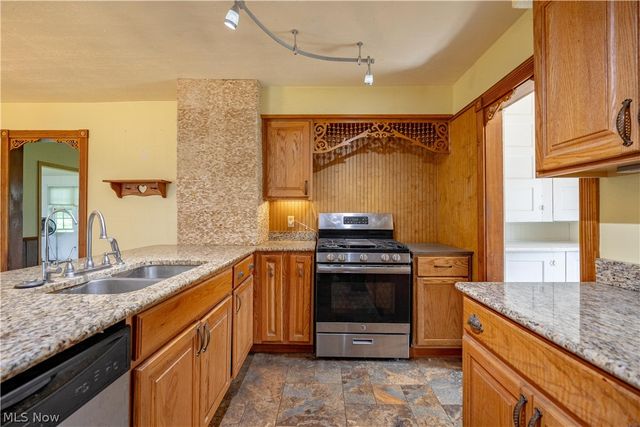 3372 McClintocksburg Road, Diamond, OH 44412