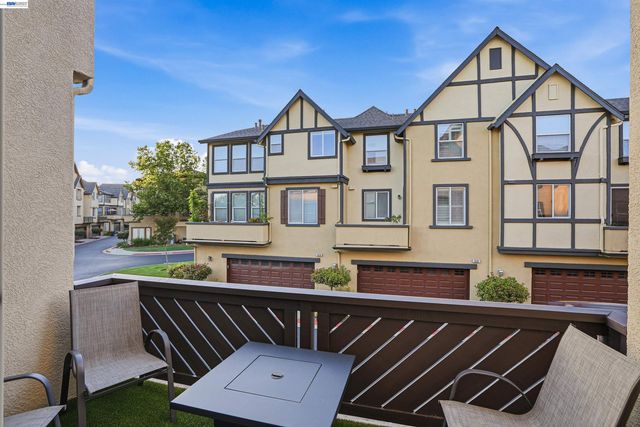 147 Landsdowne Loop, San Ramon, CA 94582