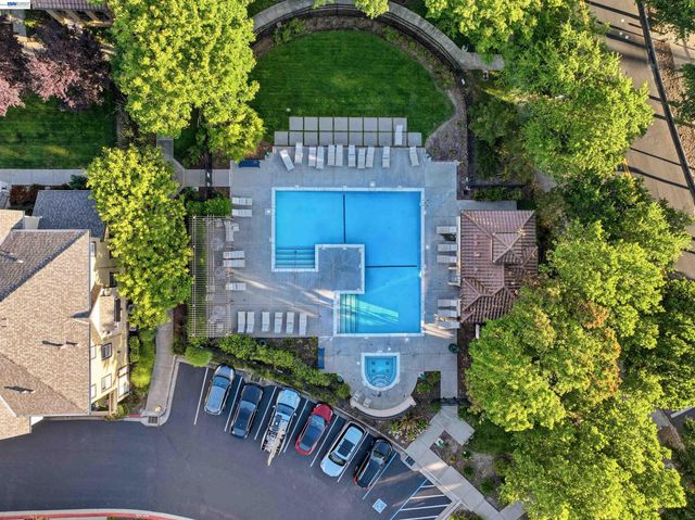 147 Landsdowne Loop, San Ramon, CA 94582