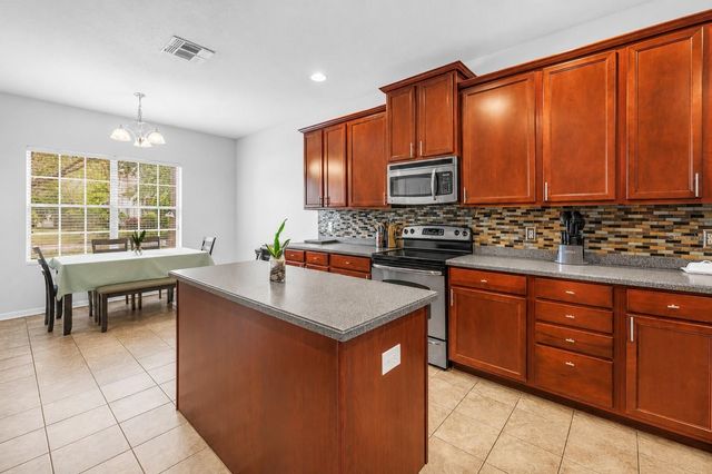 7717 TANGLE BROOK BOULEVARD, Gibsonton, FL 33534
