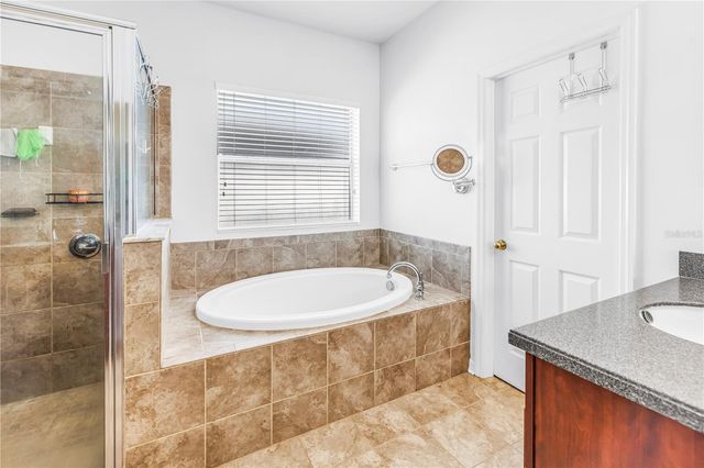 7717 TANGLE BROOK BOULEVARD, Gibsonton, FL 33534