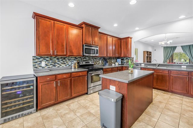 7717 TANGLE BROOK BOULEVARD, Gibsonton, FL 33534