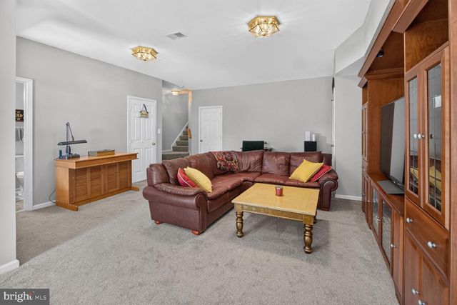 209 SPENCER TER SE, Leesburg, VA 20175