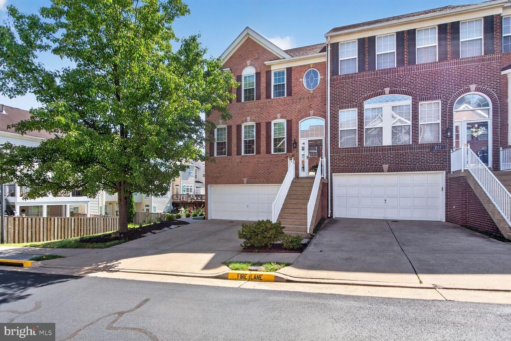 209 SPENCER TER SE, Leesburg, VA 20175