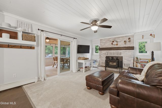 32 Kings Road, Lake George, NY 12845