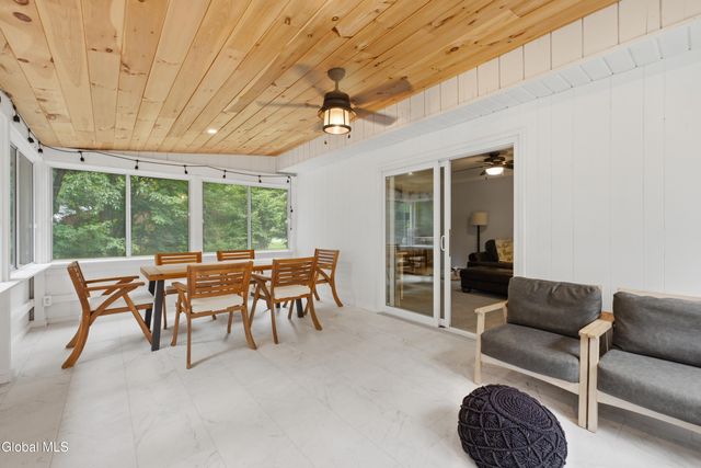 32 Kings Road, Lake George, NY 12845