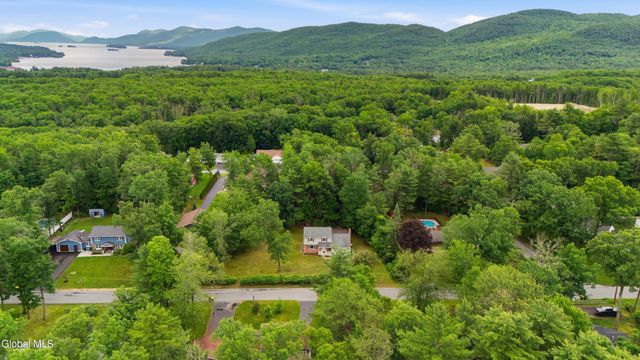 32 Kings Road, Lake George, NY 12845