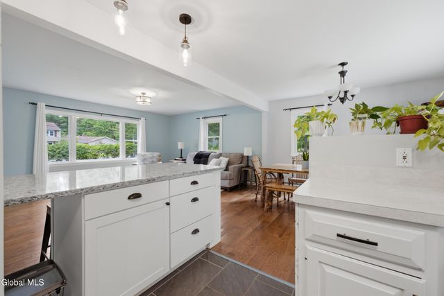 32 Kings Road, Lake George, NY 12845