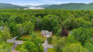 32 Kings Road, Lake George, NY 12845