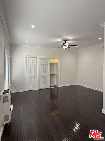 334 N Heliotrope Drive 203, Los Angeles, CA 90004