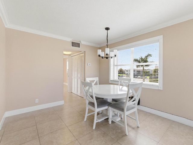 530 Horizons E 205, Boynton Beach, FL 33435