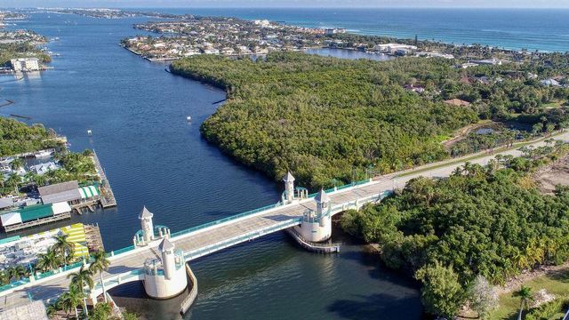 530 Horizons E 205, Boynton Beach, FL 33435