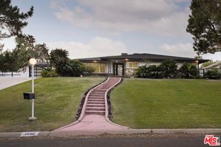 3946 Claremont Drive, Bakersfield, CA 93306