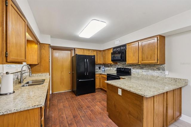 490 HIDDEN RIDGE DRIVE, Deltona, FL 32725