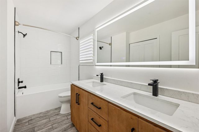 490 HIDDEN RIDGE DRIVE, Deltona, FL 32725