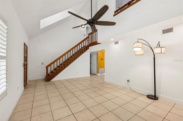 490 HIDDEN RIDGE DRIVE, Deltona, FL 32725