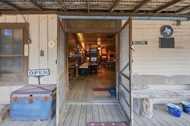 12528 Fm 109, Industry, TX 78944