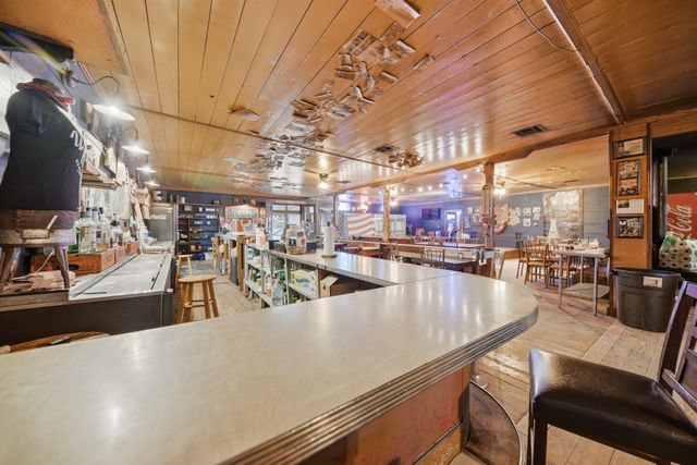 12528 Fm 109, Industry, TX 78944