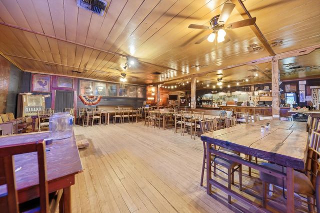 12528 Fm 109, Industry, TX 78944