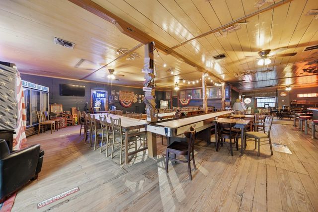 12528 Fm 109, Industry, TX 78944