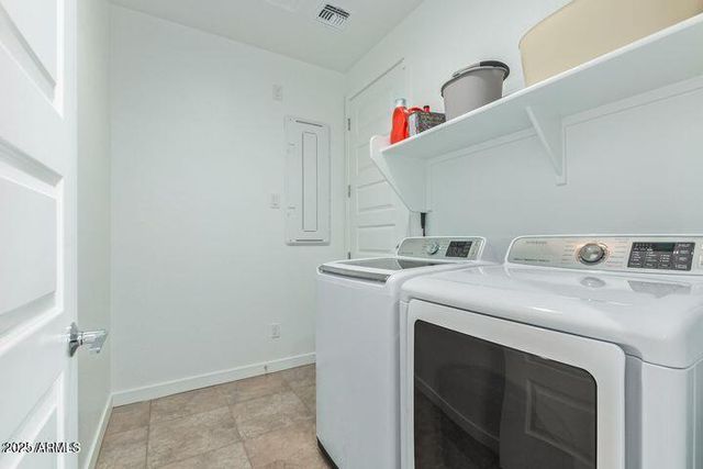 8914 W Palo Verde Drive, Glendale, AZ 85305