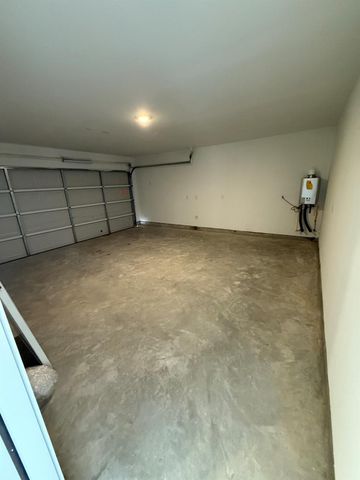 15704 Plum Brook Drive, Conroe, TX 77303